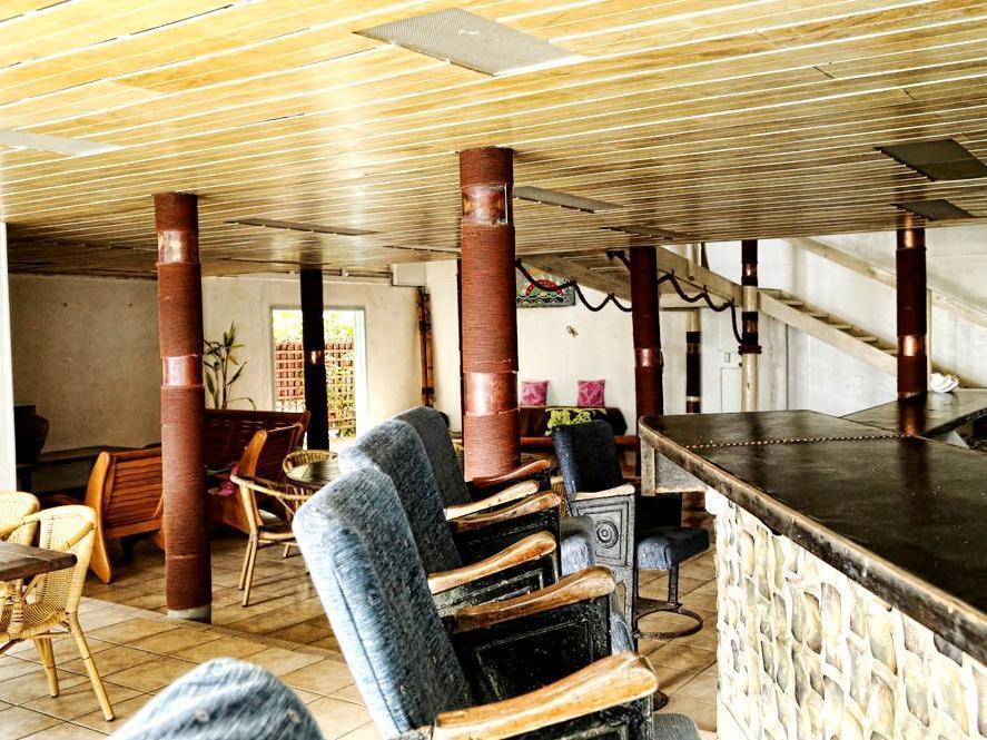 Paradise Inn Аваруа Екстериор снимка
